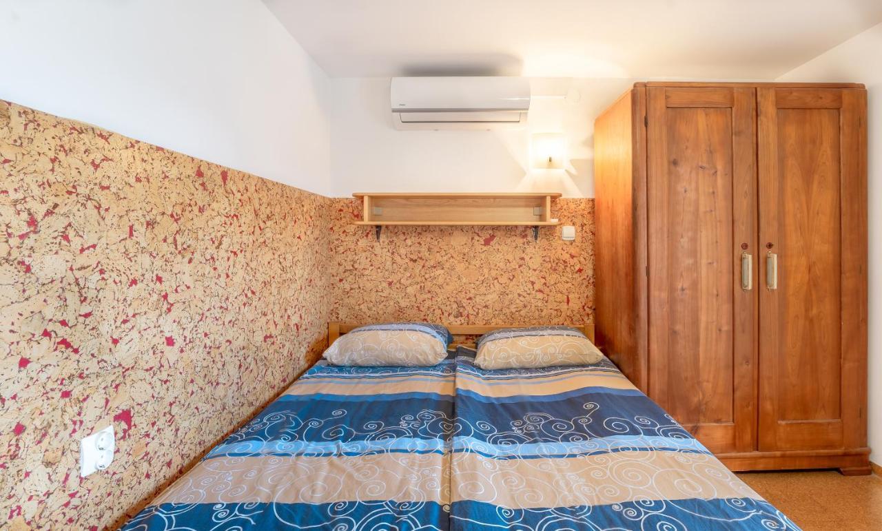 Fortun Estate - Apartmaji Ob Reki Kolpi Metlika Bagian luar foto
